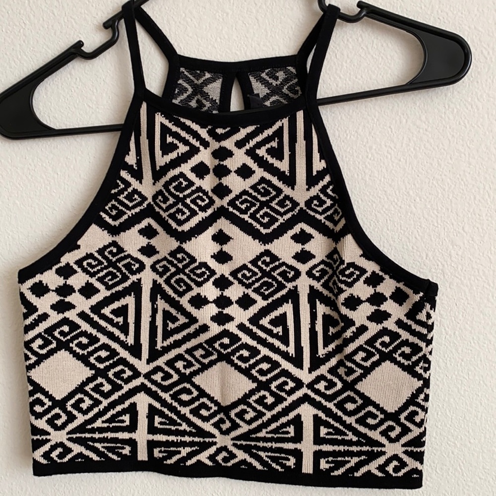 Forever 21 Halter Neck Crop Top (Medium)